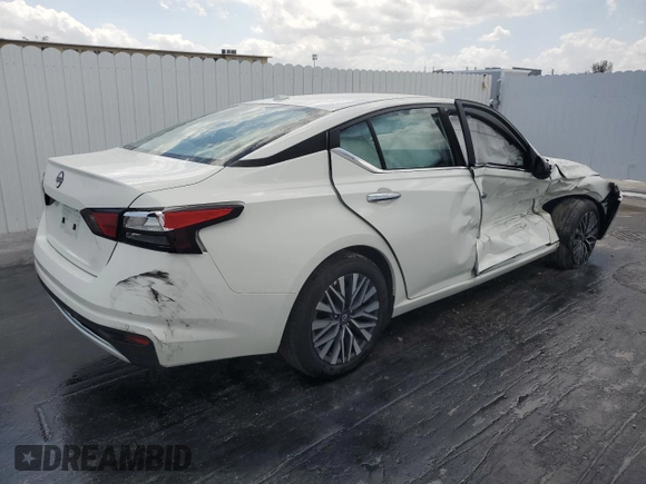 2025 Nissan Altima SV with VIN 1N4BL4DV6SN318665, listed as a Copart auction lot 52883365 with 6,284 mi miles and Non Repairable. Bid and sale history available at DreamBid. Image 3.