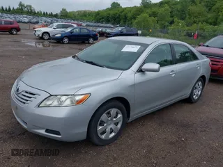 2007 Toyota Camry CE z VIN 4T1BE46K87U188131, wystawiony jako IAAI lot #42378672 z przebiegiem 274 966 mil mil oraz . Historia ofert i sprzedaży dostępna na DreamBid. Obrazek 2.