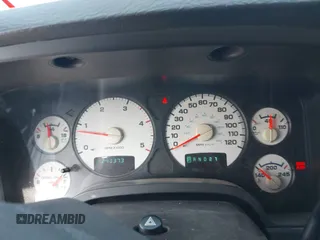 2004 Dodge 3500 ST with VIN 3D7LU38C24G276088, listed as a IAAI auction lot 41969955 with 243,373 mi miles. Bid and sale history available at carsss.com. Image 7.