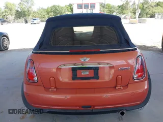 2005 MINI Convertible with VIN WMWRF334X5TF61026, listed as a IAAI auction lot 42125720 with 117,908 mi miles and . Bid and sale history available at DreamBid. Image 17.
