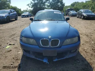 2000 BMW Z3 2.5L with VIN WBACH9341YLF88574, listed as a Copart auction lot 41901735 with 395,118 mi miles and Non Repairable. Bid and sale history available at carsss.com. Image 5.