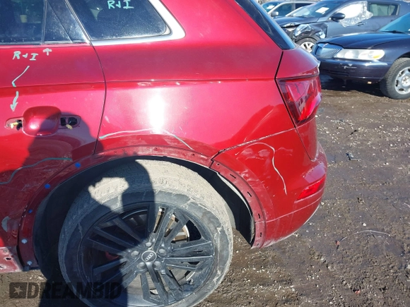 2018 Audi Q5 Prestige z VIN WA1CNAFY6J2104817, wystawiony jako IAAI lot #41644266 z przebiegiem 100 847 mil mil oraz . Historia ofert i sprzedaży dostępna na DreamBid. Obrazek 20.