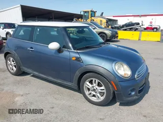 2011 MINI Hardtop with VIN WMWSU3C52BT091518, listed as a IAAI auction lot 42538726 with 120,384 mi miles and . Bid and sale history available at DreamBid. Image 1.