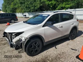2017 Toyota RAV4 LE z VIN JTMZFREVXHJ700743, wystawiony jako Copart lot #57028665 z przebiegiem 109 198 mil mil oraz Szkoda całkowita • Salvage title. Historia ofert i sprzedaży dostępna na DreamBid. Obrazek 1.