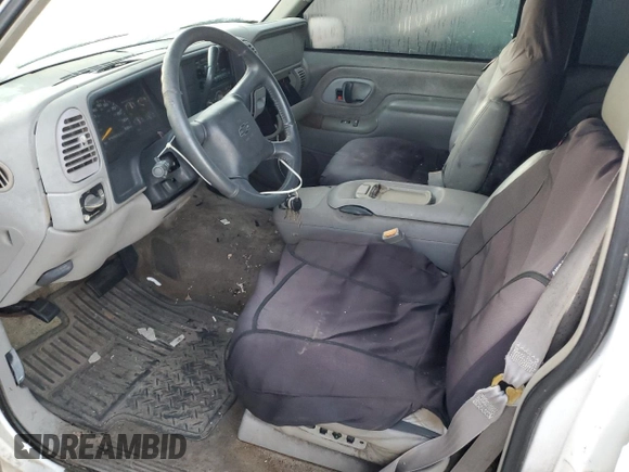 1999 Chevrolet Suburban with VIN 3GNEC16R3XG247177, listed as a Copart auction lot 75674564 with 132,546 mi miles and Non Repairable. Bid and sale history available at carsss.com. Image 7.