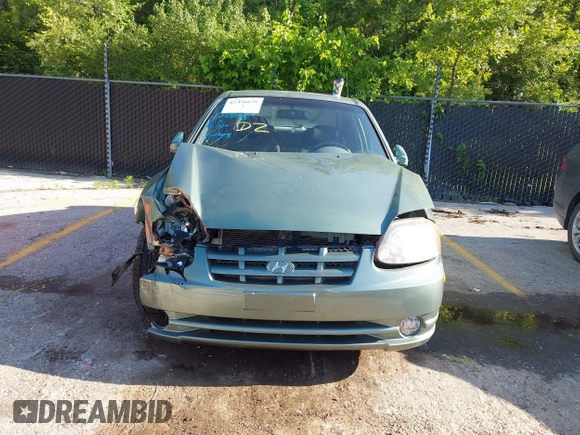 2005 Hyundai Accent GLS с VIN KMHCG35C85U325195, выставлен на аукционе IAAI как лот 42356839 с пробегом 61 072 миль миль и . История ставок и продаж доступна на DreamBid. Изображение 6.