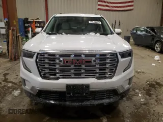 2024 GMC Acadia AWD Denali z VIN 1GKENRKS2RJ183696, wystawiony jako Copart lot #45849965 z przebiegiem 12 918 mil mil oraz Szkoda całkowita • Salvage title. Historia ofert i sprzedaży dostępna na DreamBid. Obrazek 5.