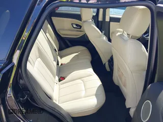 2017 Land Rover Range Rover Evoque HSE z VIN SALVR2BG2HH199995, wystawiony jako IAAI lot #41900252 z przebiegiem 49 801 mil mil oraz . Historia ofert i sprzedaży dostępna na DreamBid. Obrazek 8.