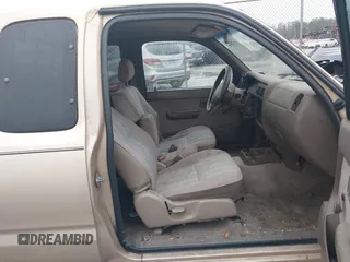 1999 Toyota Tacoma with VIN 4TAVL52N4XZ524059, listed as a IAAI auction lot 41761806 with 214,425 mi miles and . Bid and sale history available at DreamBid. Image 5.