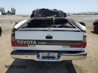 1997 Toyota T100 SR5 z VIN JT4UN24D0V0040856, wystawiony jako Copart lot #64775874 z przebiegiem Nie podano mil oraz Nie do naprawy. Historia ofert i sprzedaży dostępna na DreamBid. Obrazek 6.