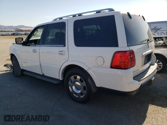 2005 Lincoln Navigator Luxury with VIN 5LMFU28575LJ13839, listed as a Copart auction lot 60967184 with 161,320 mi miles and Salvage Title. Bid and sale history available at carsss.com. Image 2.