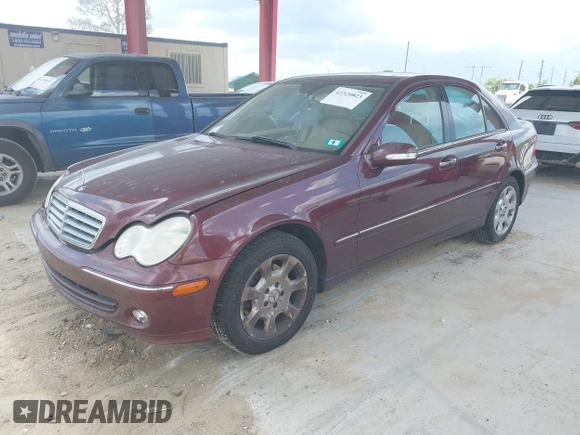 2006 Mercedes-Benz C 280 Luxury z VIN WDBRF92H26F777846, wystawiony jako IAAI lot #42320023 z przebiegiem 142 803 mil mil oraz . Historia ofert i sprzedaży dostępna na DreamBid. Obrazek 2.
