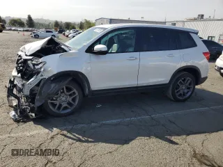 2023 Honda Passport EX-L z VIN 5FNYF8H58PB014241, wystawiony jako Copart lot #55176105 z przebiegiem 16 672 mil mil oraz Szkoda całkowita • Salvage title. Historia ofert i sprzedaży dostępna na DreamBid. Obrazek 1.