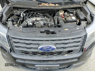 2017 Ford Police Interceptor Utility z VIN 1FM5K8AT3HGC86304, wystawiony jako Copart lot #81645544 z przebiegiem 138 022 mil mil oraz Czysty tytuł • Clean title. Historia ofert i sprzedaży dostępna na DreamBid. Obrazek 12.
