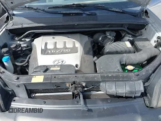 2005 Hyundai Tucson GLS with VIN KM8JN12D45U072567, listed as a IAAI auction lot 42002128 with 121,839 mi miles. Bid and sale history available at carsss.com. Image 10.