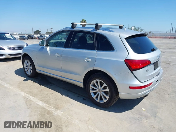 2014 Audi Q5 Premium Plus with VIN WA1LFAFP2EA004004, listed as a IAAI auction lot 42674248 with 185,559 mi miles and . Bid and sale history available at DreamBid. Image 3.
