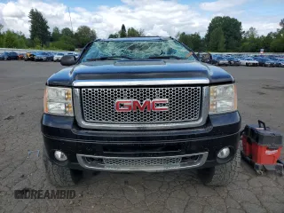 2008 GMC Sierra Denali z VIN 2GTEK638981155280, wystawiony jako Copart lot #60774984 z przebiegiem 195 303 mil mil oraz Szkody całkowita. Historia ofert i sprzedaży dostępna na DreamBid. Obrazek 5.