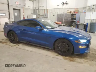 2018 Ford Mustang GT z VIN 1FA6P8CF1J5101952, wystawiony jako Copart lot #51419655 z przebiegiem 62 877 mil mil oraz Szkoda całkowita • Salvage title. Historia ofert i sprzedaży dostępna na DreamBid. Obrazek 4.