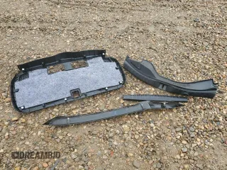 2017 Toyota RAV4 SE с VIN JTMJFREV9HJ152439, выставлен на аукционе Copart как лот 57138995 с пробегом 22 066 миль миль и Списание • Salvage title. История ставок и продаж доступна на DreamBid. Изображение 13.