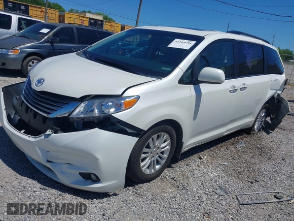2015 Toyota Sienna XLE с VIN 5TDYK3DC6FS652923, выставлен на аукционе IAAI как лот 42309984 с пробегом 111 737 миль миль и . История ставок и продаж доступна на DreamBid. Изображение 17.