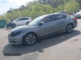 2017 Nissan Altima SV z VIN 1N4AL3AP2HC288869, wystawiony jako IAAI lot #41864317 z przebiegiem 218 256 mil mil oraz . Historia ofert i sprzedaży dostępna na DreamBid. Obrazek 20.
