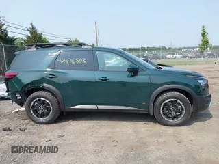 2025 Nissan Pathfinder Rock Creek with VIN 5N1DR3BD6SC239123, listed as a IAAI auction lot 42476803 with 637 mi miles and . Bid and sale history available at DreamBid. Image 14.