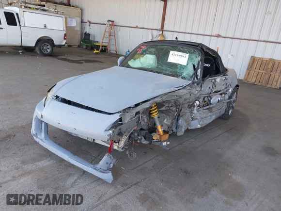 2002 Honda S2000 with VIN JHMAP11432T008634, listed as a IAAI auction lot 42110993 with Not Provided miles and . Bid and sale history available at DreamBid. Image 16.