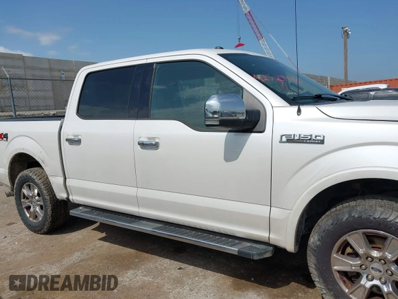 2017 Ford F-150 XL z VIN 1FTEW1EF9HKC96062, wystawiony jako IAAI lot #42524446 z przebiegiem 216 466 mil mil oraz . Historia ofert i sprzedaży dostępna na DreamBid. Obrazek 13.