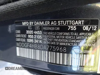 2013 Mercedes-Benz C-Class C 250 Sport with VIN WDDGF4HB8DA775968, listed as a IAAI auction lot 41646003 with 174,541 mi miles. Bid and sale history available at carsss.com. Image 9.