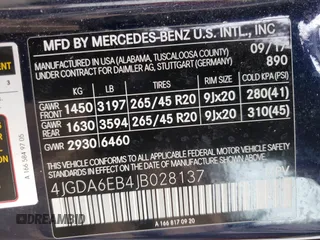 2018 Mercedes-Benz GLE 43 AMG with VIN 4JGDA6EB4JB028137, listed as a Copart auction lot 43580115 with 58,724 mi miles and Salvage Title. Bid and sale history available at DreamBid. Image 14.