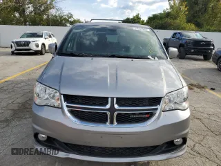 2019 Dodge Grand Caravan SXT with VIN 2C4RDGCG0KR735857, listed as a Copart auction lot 74053504 with 80,269 mi miles and Salvage Title. Bid and sale history available at carsss.com. Image 5.