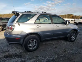 2001 Lexus RX 300 with VIN JTJGF10U010095633, listed as a Copart auction lot 79744634 with 186,324 mi miles and Salvage Title. Bid and sale history available at carsss.com. Image 3.