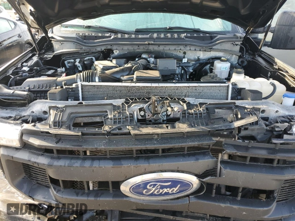 2022 Ford F-350 XL with VIN 1FTRF3A64NEG44654, listed as a Copart auction lot 51297344 with 29,028 mi miles and Non repairable. Bid and sale history available at DreamBid. Image 11.