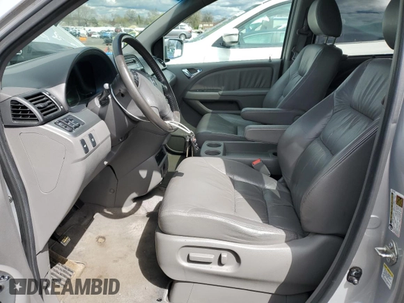 2010 Honda Odyssey EX-L with VIN 5FNRL3H71AB111130, listed as a Copart auction lot 50186864 with 131,600 mi miles and Clean Title. Bid and sale history available at carsss.com. Image 7.