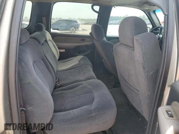 2002 Chevrolet Suburban LS с VIN 3GNEC16Z62G173455, выставлен на аукционе Copart как лот 51248445 с пробегом 275 412 миль миль и Списание • Salvage title. История ставок и продаж доступна на DreamBid. Изображение 11.