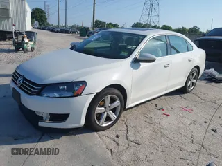2012 Volkswagen Passat SE с VIN 1VWBP7A31CC085002, выставлен на аукционе IAAI как лот 42318915 с пробегом Не указан миль и . История ставок и продаж доступна на DreamBid. Изображение 2.