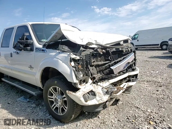 2015 Ford F-250 Lariat z VIN 1FT7W2BT3FEB19446, wystawiony jako Copart lot #53465755 z przebiegiem 122 759 mil mil oraz Czysty tytuł • Clean title. Historia ofert i sprzedaży dostępna na DreamBid. Obrazek 11.