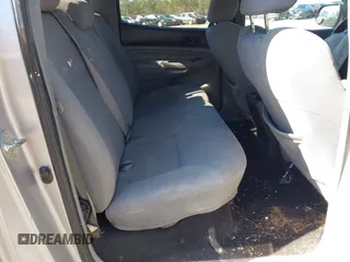 2014 Toyota Tacoma PreRunner with VIN 5TFJU4GNXEX061808, listed as a IAAI auction lot 41585931 with 214,240 mi miles. Bid and sale history available at carsss.com. Image 8.