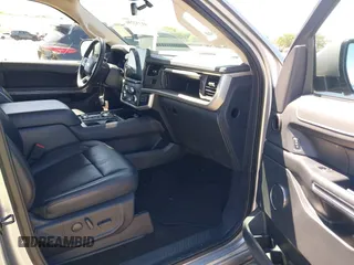 2023 Ford Expedition Max XLT with VIN 1FMJK1J86PEA03874, listed as a IAAI auction lot 41742291 with 45,822 mi miles and . Bid and sale history available at DreamBid. Image 5.