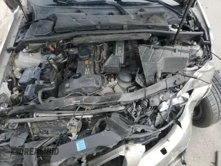 2009 BMW 3 Series 328i xDrive с VIN WBAPK73599A452946, выставлен на аукционе Copart как лот 60705375 с пробегом 179 321 миль миль и Списание • Salvage title. История ставок и продаж доступна на DreamBid. Изображение 11.