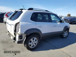 2005 Hyundai Tucson GLS with VIN KM8JN12D95U085444, listed as a Copart auction lot 81137804 with 272,345 mi miles and Salvage Title. Bid and sale history available at carsss.com. Image 3.