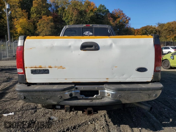 2005 Ford F-250 XL with VIN 1FTSW21565EA71954, listed as a Copart auction lot 76708144 with 229,182 mi miles and Salvage title. Bid and sale history available at DreamBid. Image 6.
