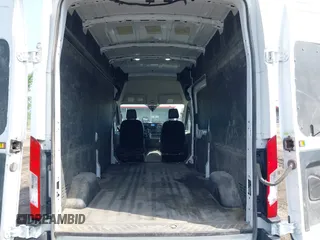 2023 Ford Transit Cargo с VIN 1FTBR1X88PKB01513, выставлен на аукционе IAAI как лот 42496329 с пробегом 65 621 миль миль и . История ставок и продаж доступна на DreamBid. Изображение 18.