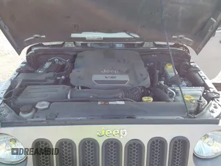 2015 Jeep Wrangler Unlimited Sahara with VIN 1C4BJWEG9FL570780, listed as a IAAI auction lot 42474940 with 116,226 mi miles and . Bid and sale history available at DreamBid. Image 10.