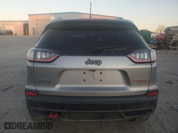 2020 Jeep Cherokee Trailhawk Elite с VIN 1C4PJMBX9LD562523, выставлен на аукционе Copart как лот 41488455 с пробегом 79 301 миль миль и Списание • Salvage title. История ставок и продаж доступна на DreamBid. Изображение 6.