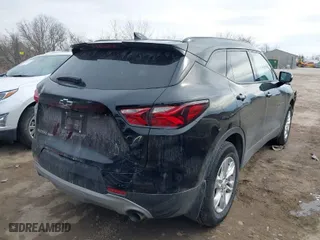 2019 Chevrolet Blazer with VIN 3GNKBGRS8KS642727, listed as a IAAI auction lot 41708709 with 86,184 mi miles. Bid and sale history available at carsss.com. Image 4.