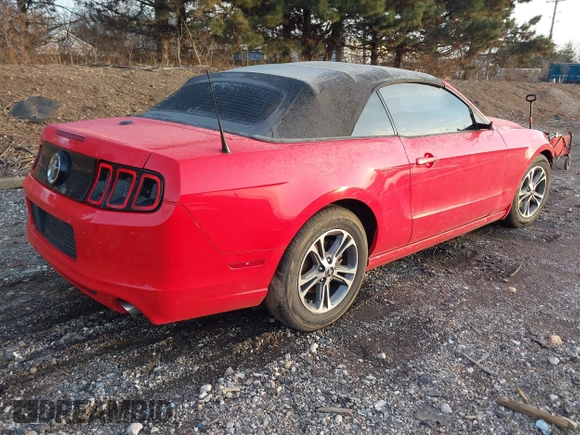 2014 Ford Mustang V6 with VIN 1ZVBP8EM6E5306738, listed as a IAAI auction lot 41226593 with 98,553 mi miles. Bid and sale history available at carsss.com. Image 4.