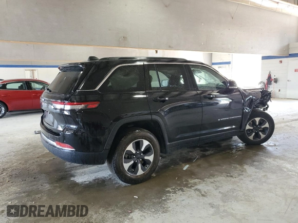 2024 Jeep Grand Cherokee z VIN 1C4RJYB6XRC181463, wystawiony jako Copart lot #62473485 z przebiegiem 42 142 mil mil oraz Czysty tytuł • Clean title. Historia ofert i sprzedaży dostępna na DreamBid. Obrazek 3.