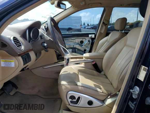 2012 Mercedes-Benz GL 450 z VIN 4JGBF7BE8CA774886, wystawiony jako Copart lot #51657035 z przebiegiem 185 844 mil mil oraz Szkoda całkowita • Salvage title. Historia ofert i sprzedaży dostępna na DreamBid. Obrazek 7.