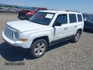2016 Jeep Patriot High Altitude z VIN 1C4NJRFB6GD610861, wystawiony jako IAAI lot #42413151 z przebiegiem Nie podano mil oraz . Historia ofert i sprzedaży dostępna na DreamBid. Obrazek 2.